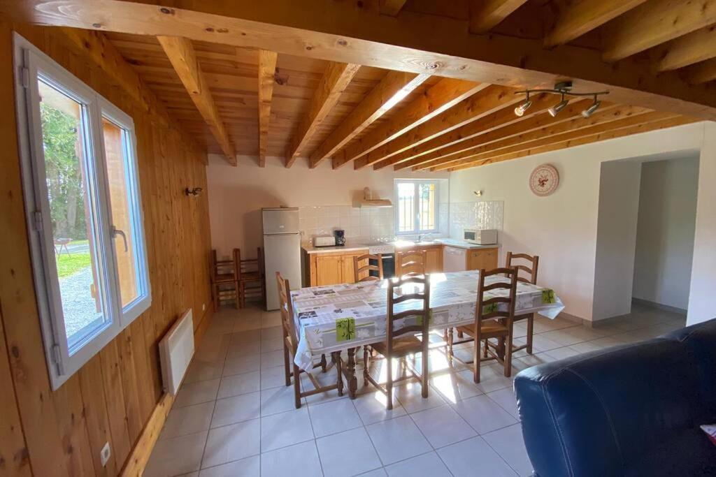 Moncaup  Gite Du Clos Baste מראה חיצוני תמונה